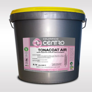 TONACOAT AIR è una pittura di fondo traspirante colorata ruvida a base di resine silossaniche e cariche naturali. TONACOAT AIR è ideale come mano di fondo per tutti i vari cilci traspiranti. Inoltre grazie alla sua traspirabilità è idelae come fondo per pitture e rivestimenti a spessore acril-silossanoci e o silossanici. TONACOAT AIR è un fondo pigmentato che grazie alla sua ruvidità facilita l’adesione e l’applicazione di svariati rivestimenti sia minerali sia sintetici, sostituisce il normale fissativo quando il fondo è in buono stato, ed essendo colorabile favorisce l’eliminazione di antiestetiche trasparenze del rivestimento a mano unica. Essendo di natura silossanica non altera la naturale traspirabilità del supporto minerale ed è specifica come fondo su supporti adeguatamente intonacati con malte macroporose deumidificanti. Destinazione: Pareti esterne. Preparazione del supporto: Tutti i supporti devono essere accuratamente preparati mediante spazzolatura manuale. Su muri friabili applicare una mano di FISTOP. Su muri con presenza di alghe applicare una mano di detergente per pareti ANTIMUF+, attendere almeno 12 ore prima di procedere con una mano di fondo colorato. Su muri colpiti da salnitro è opportuno spazzolare e lavare bene, applicare una mano pronta all’uso di FISTOP. Attrezzatura: Pennello, rullo. Diluizione: 50% in volume con acqua potabile. Modalità di applicazione: Applicare il prodotto a mano unica. Resa indicativa: 7-10 mq/l per mano. Colori: Bianco e colori base in riferimento al prodotto finale.